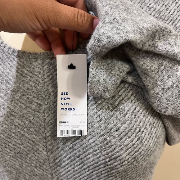 Apt 9 soft shirt - Picture 2 of 3